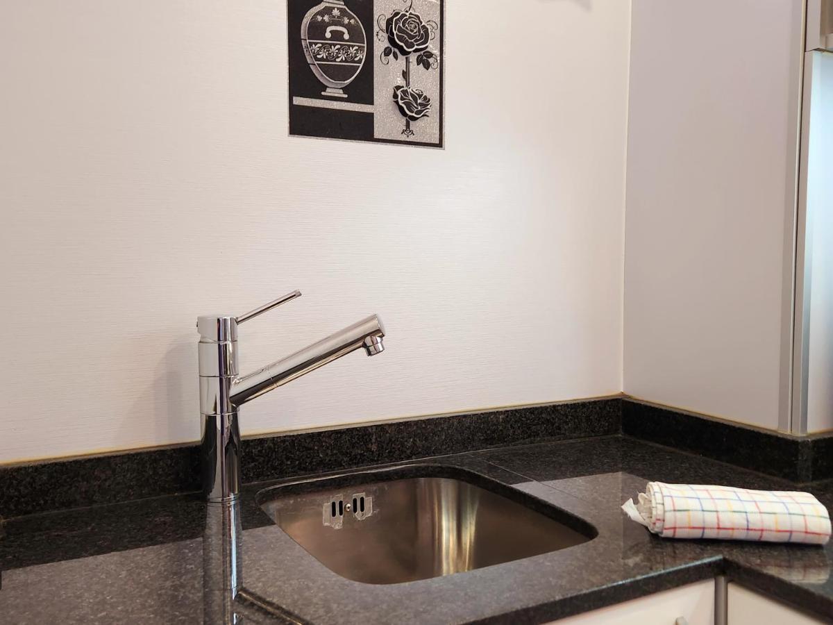 Yumbo Queen Apartment San Bartolomé Zewnętrze zdjęcie